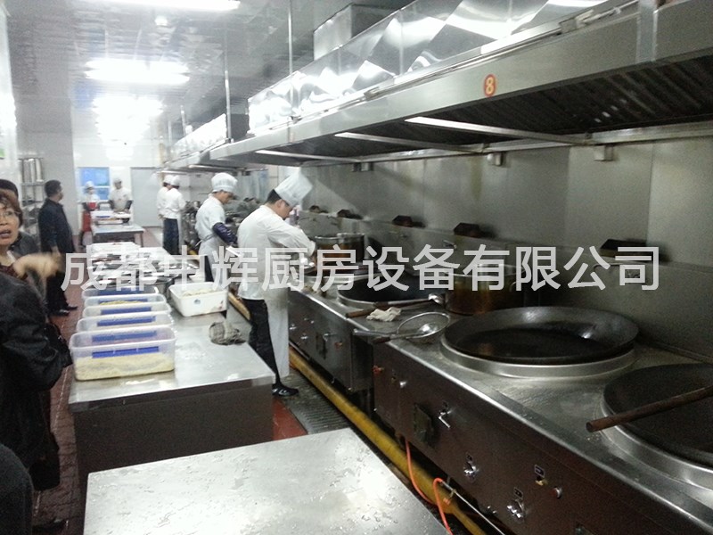 大專院校食堂操作間.jpg