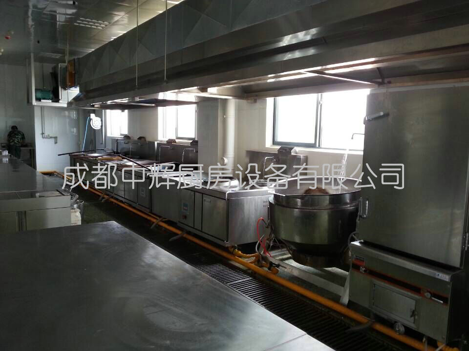 武警部隊食堂操作間