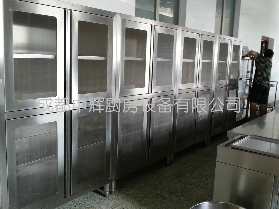 武警部隊食堂餐具間